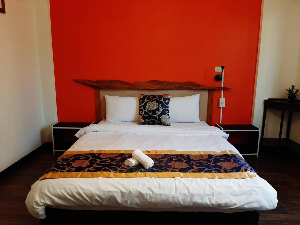 Tainan Suite 1 ภายนอก รูปภาพ