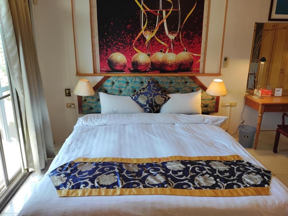 Tainan Suite 1 ภายนอก รูปภาพ