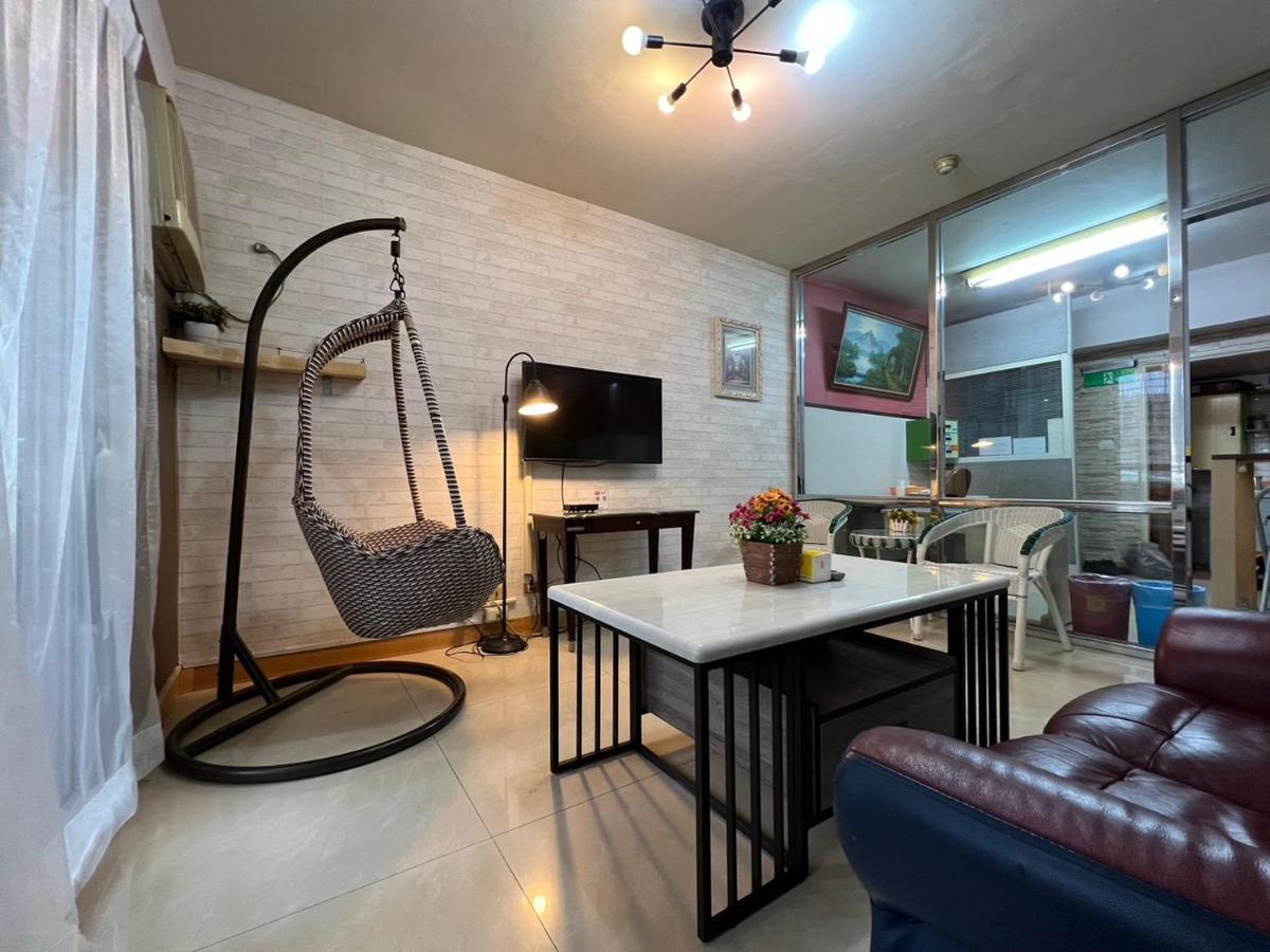 Tainan Suite 1 ภายนอก รูปภาพ
