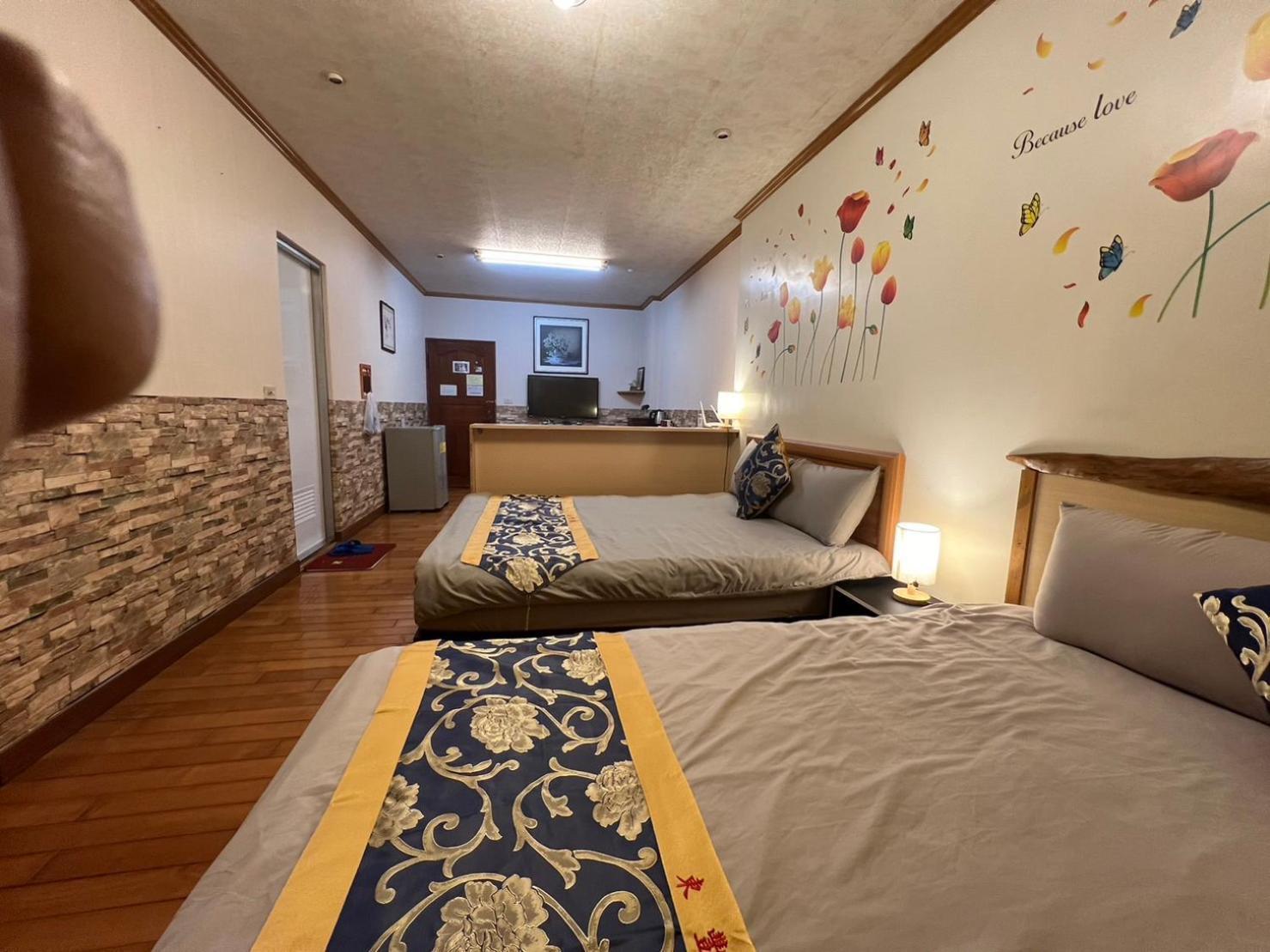 Tainan Suite 1 ภายนอก รูปภาพ
