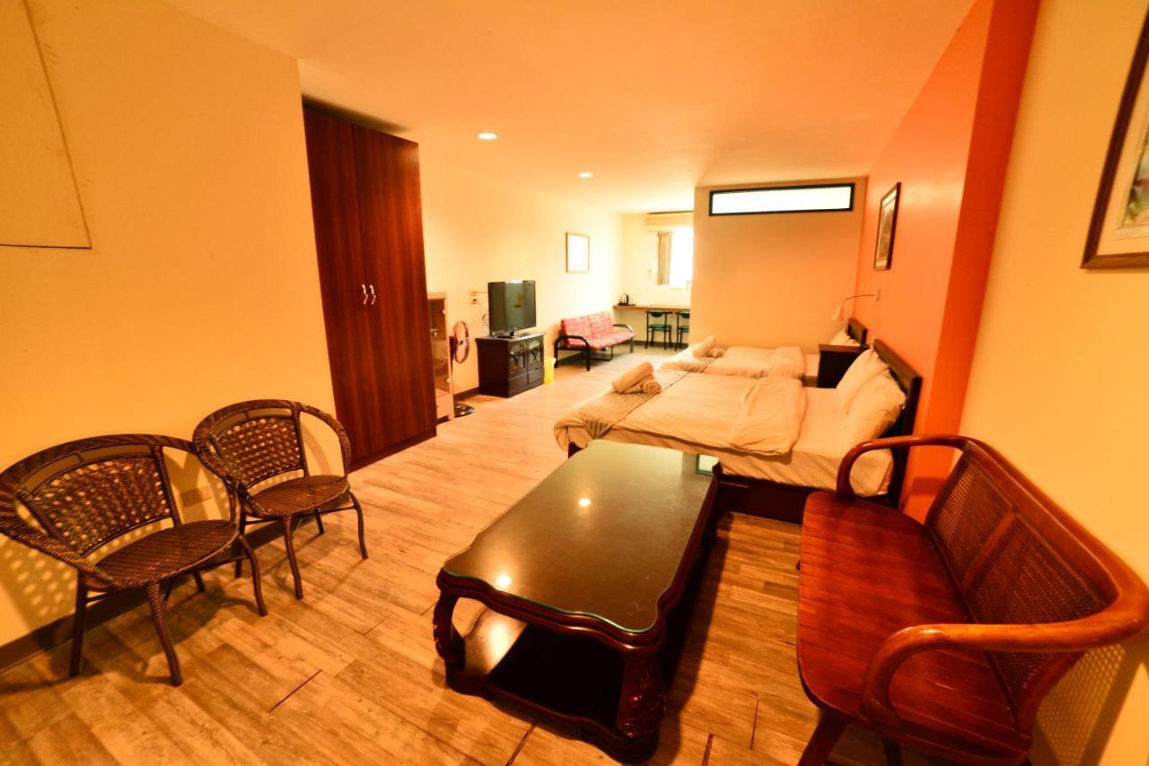 Tainan Suite 1 ภายนอก รูปภาพ